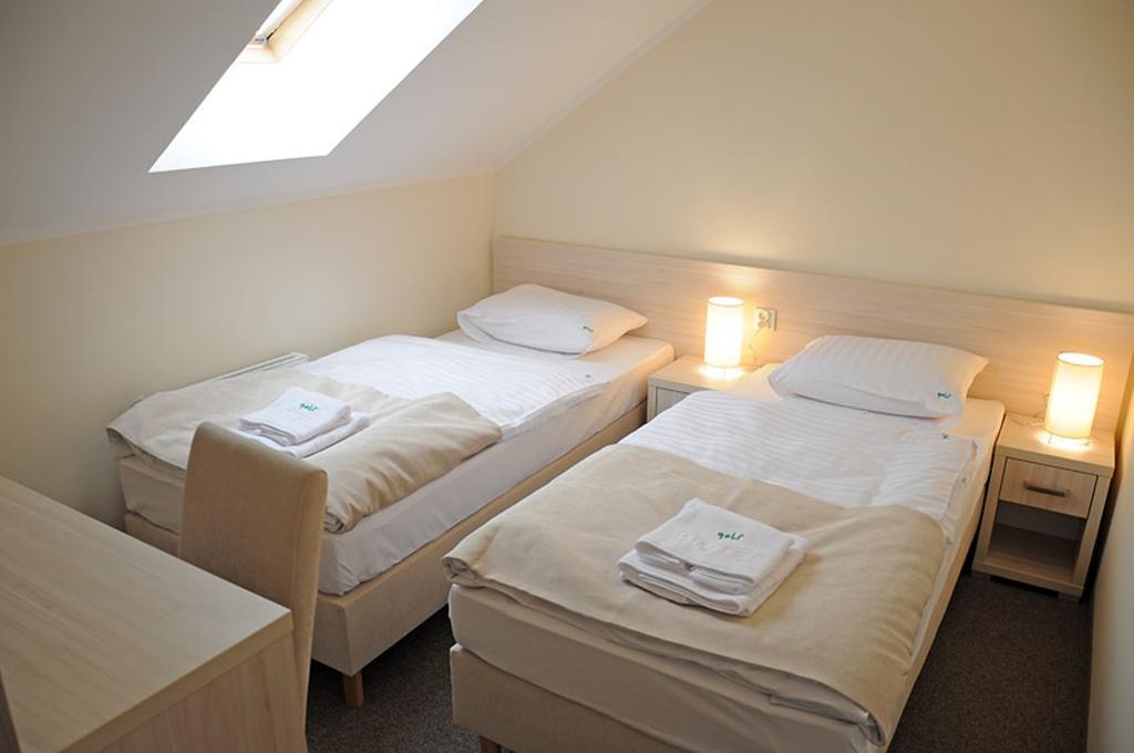 Golf Zajazd Zajaczkowo Slupsk Room photo